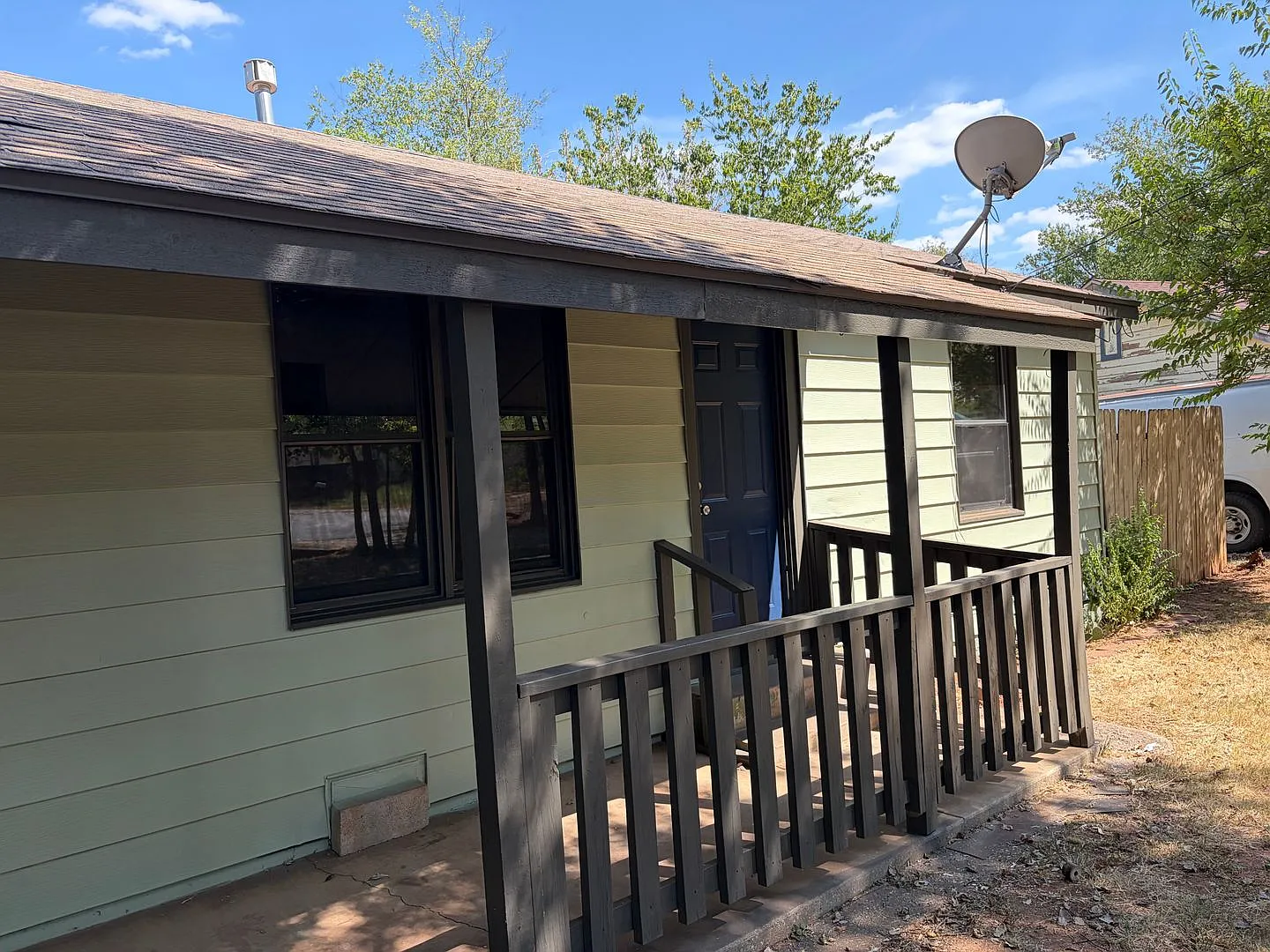 2 Bed 1 Bath Newly Remodeled Home in Del City/OKC — Photo 2