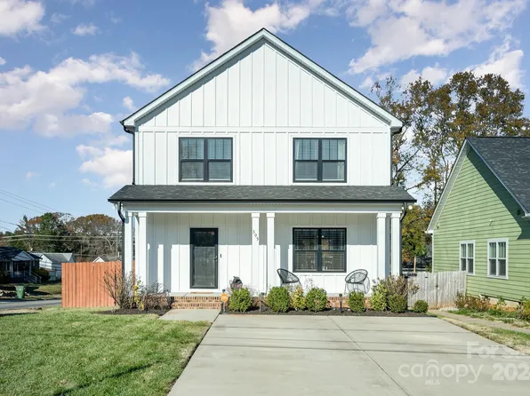 305 Piedmont Ave, Mount Holly, NC 28120