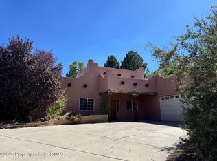 4106 N Buena Vista Ave, Farmington, NM 87401