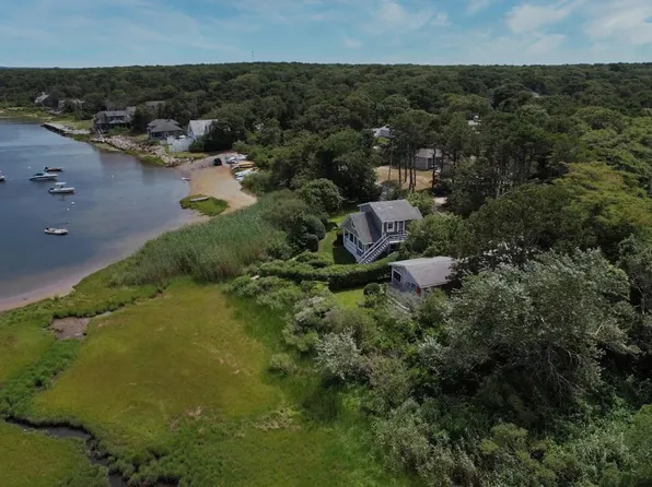 49 The Boulevard, Edgartown, MA 02539