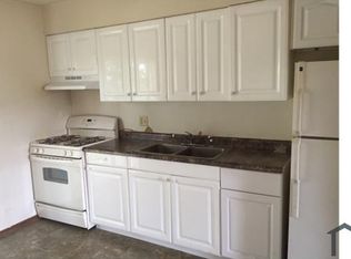 780 Main St APT 7, Antioch, IL