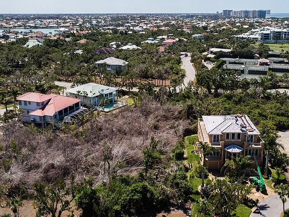 4th image of 305 Seabreeze Dr