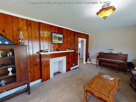 2nd image of 6219 Fairview Dr