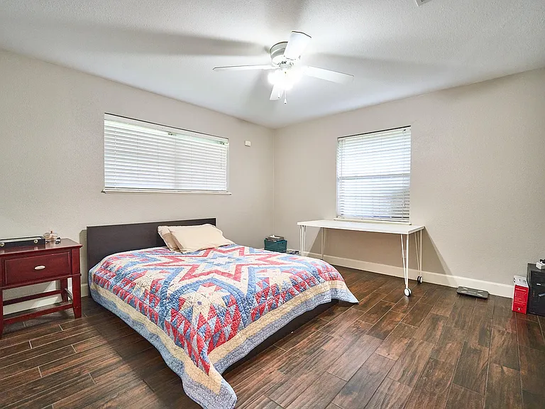 5506 Dumfries Dr — Photo 5