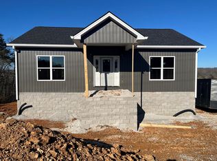 349 S Raintree Dr, Livingston, TN 38570