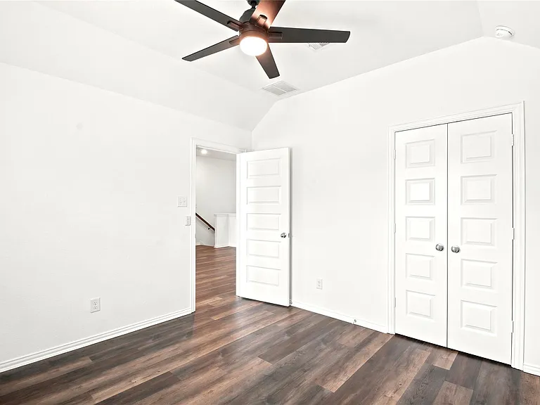 1202 Vilamoura Ct — Photo 25