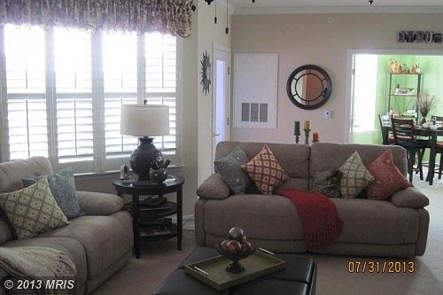 2nd image of 23560 Franklin D Roosevelt Blvd