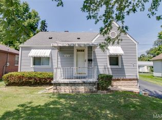 3616 Coronado Dr, Alton, IL 62002