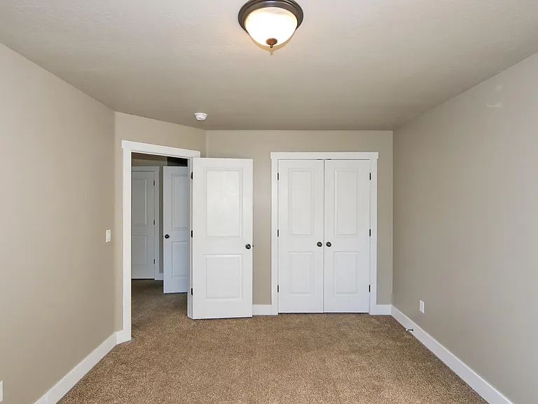 2088 S Orchard Dr — Photo 19