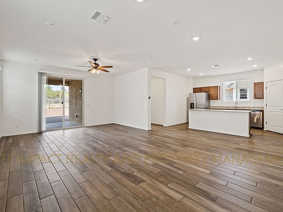 4th image of 9311 N Peridot Vista Ave
