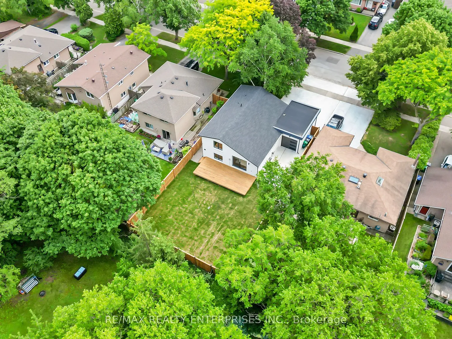 5 bed, $6,500 — Photo 1
