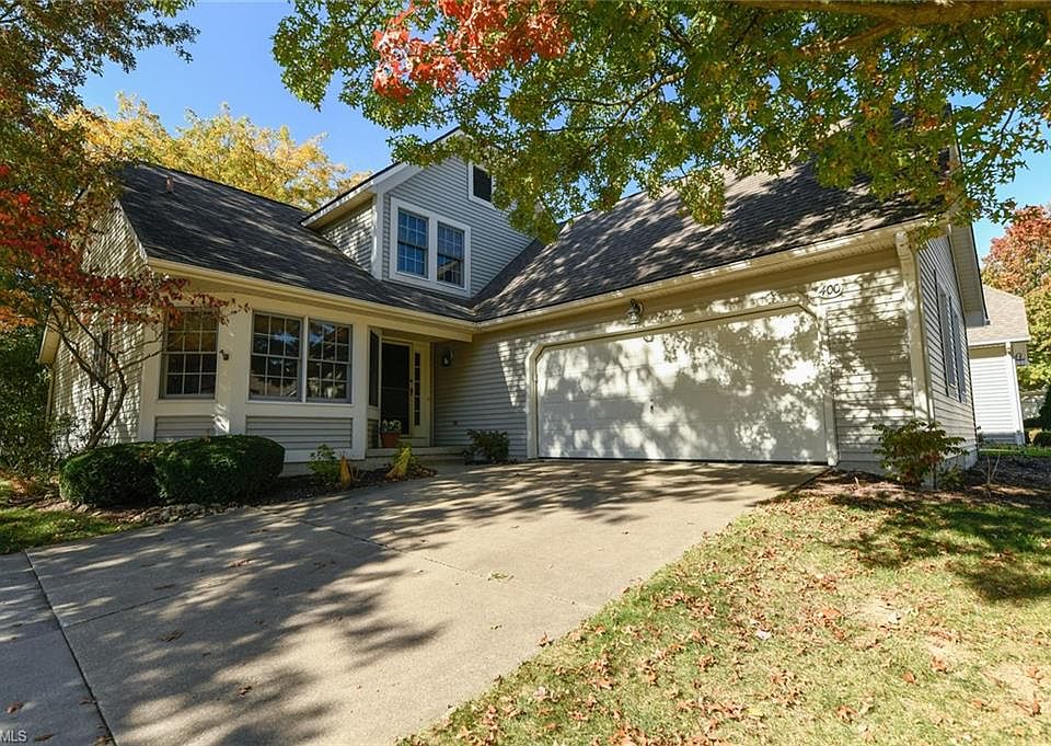 1st image of 400 Shannon Dr #15