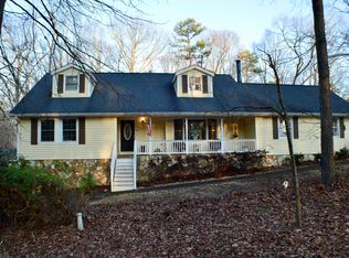 185 Merrydale Dr, Fayetteville, GA