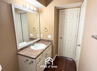 403 Appomattox Dr, Mesquite, TX 75149