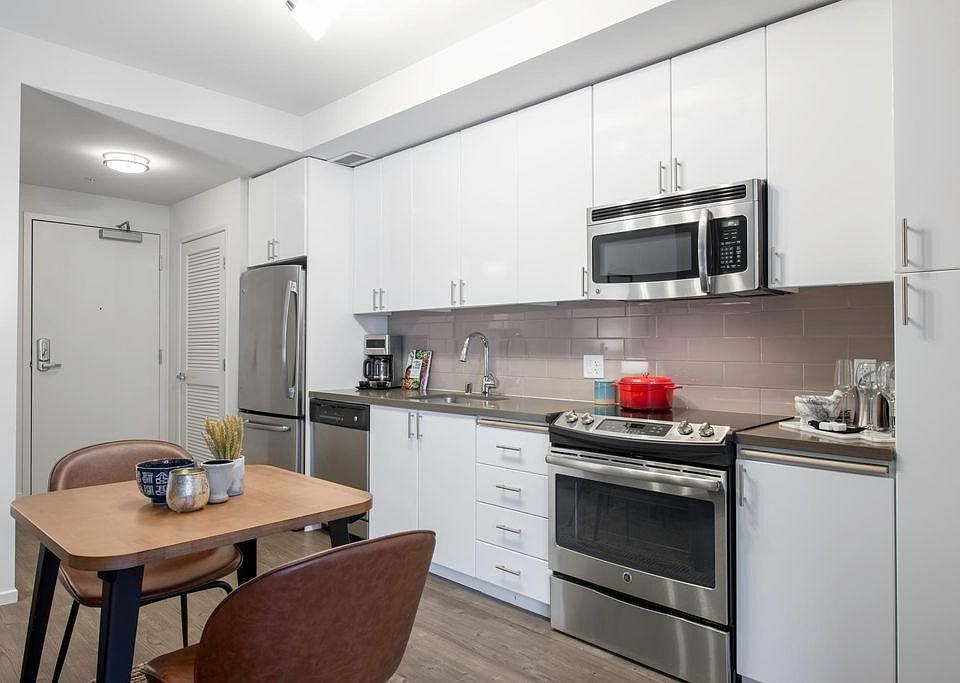 2nd image of 18 54th St #2
