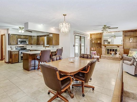 5th image of 2504 Canterbury Dr