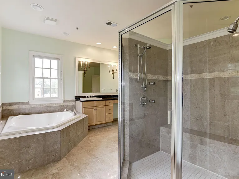 7233 Addington Dr — Photo 11