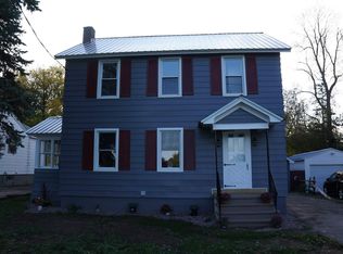 30 Brighton St, Massena, NY 13662