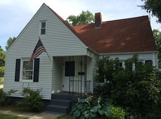 44 Lerner St, Warwick, RI 02888