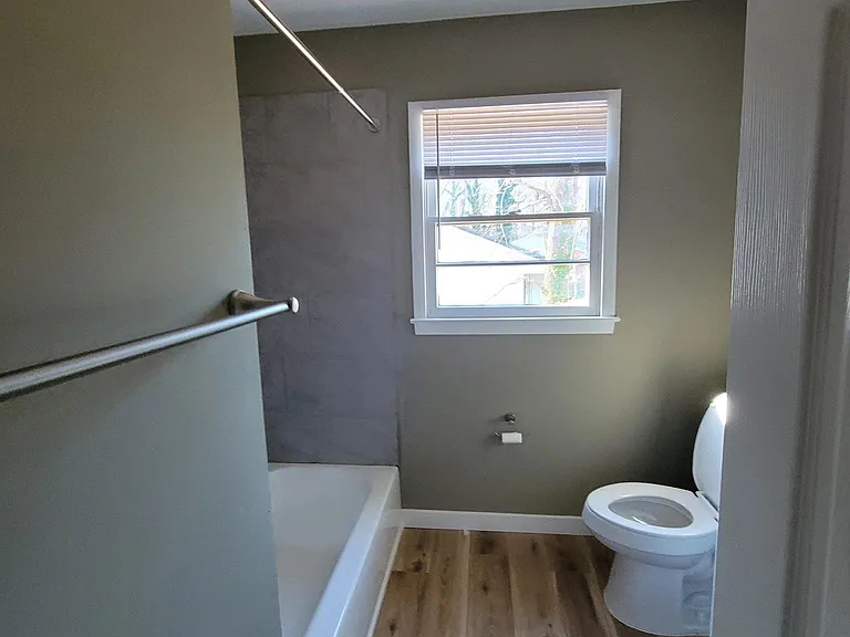 5501 Southampton Rd — Photo 4