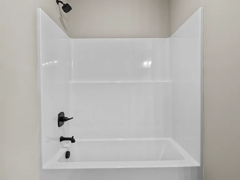 Carriage Place Apartments — Photo 10