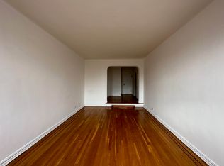 42-15 81st St #3G, Elmhurst, NY 11373