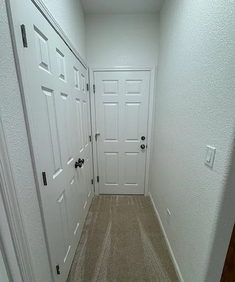 1596 Queensland Ave — Photo 12