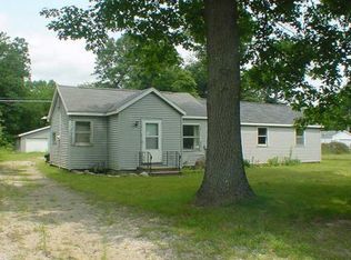 13653 State Rd, Nunica, MI 49448