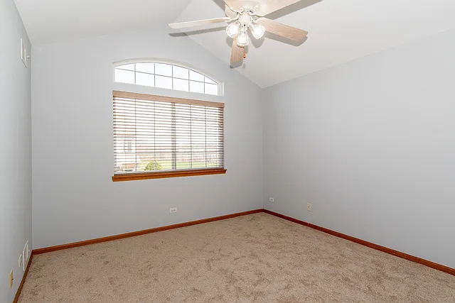 979 Parkhill Cir — Photo 7
