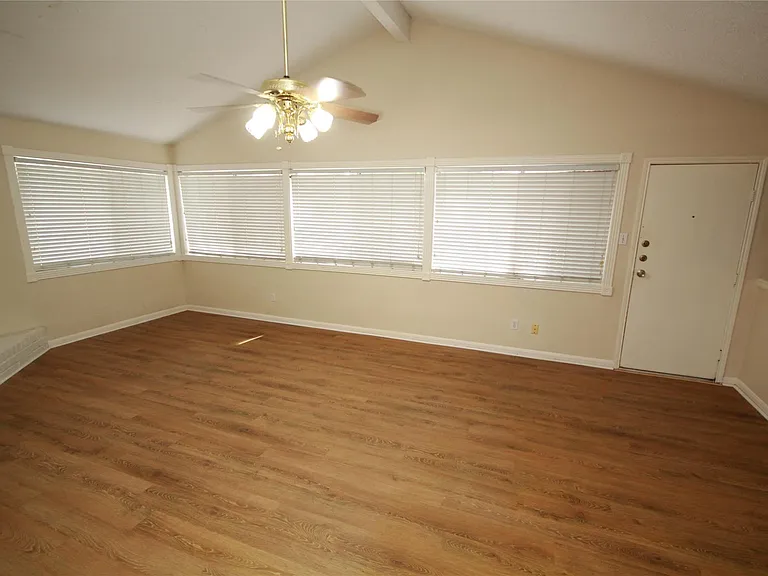 5302 Town Park Blvd — Photo 16