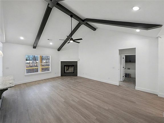 3rd image of 43 Blairgowrie Dr