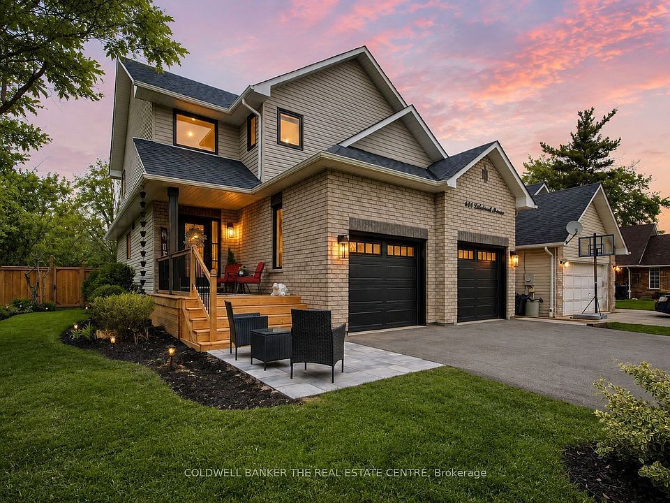 1st image of 684 Lakelands Ave