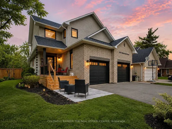 684 Lakelands Ave, Innisfil, ON L9S 4E6
