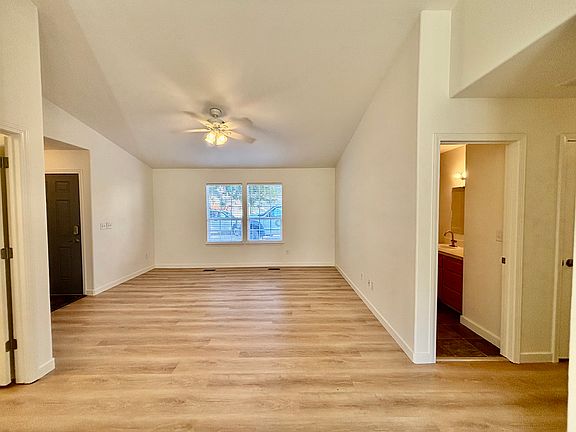 5th image of 3144 S Virginia Ave
