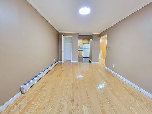 4th image of 42-13 163rd St #1