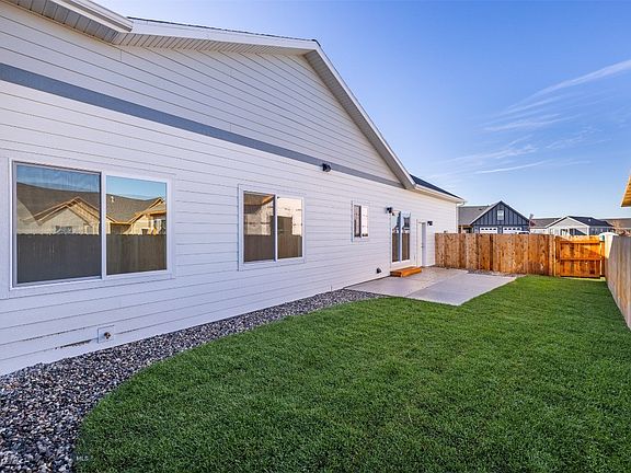 5th image of 1116 Falcon Ridge Blvd