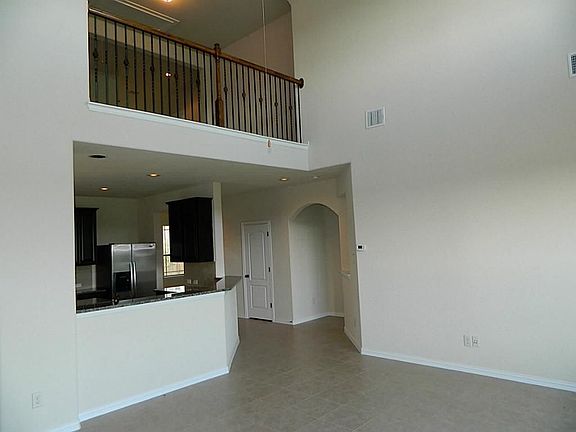 4th image of 19707 Amber Village Ln