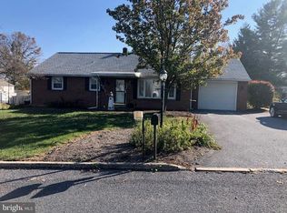 2182 Kramer Mill Rd, Stevens, PA 17578