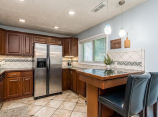 668 Rosehill Rd, Reynoldsburg, OH 43068