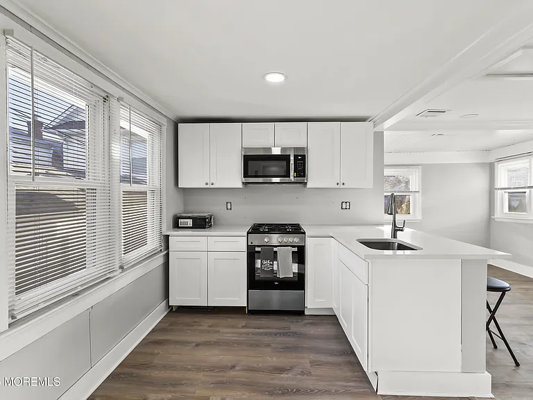 324 McCabe Ave #REAR — Photo 6