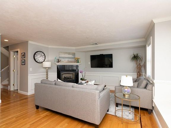 4th image of 909 Washington St Unit 6