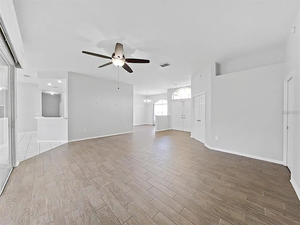 4 bed, 2.0 bath, 2169 sqft, $2,750 — Photo 4