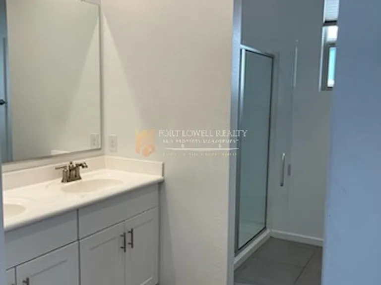 4208 S 68th Dr — Photo 9