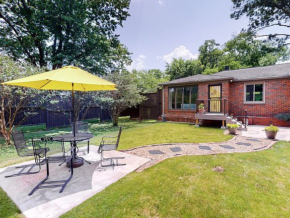 5th image of 132 Quinn Cir