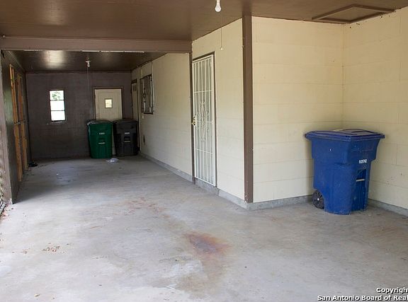 4th image of 355 Charcliff Dr