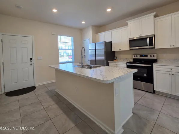 98 Red House Cir, Saint Augustine, FL 32084