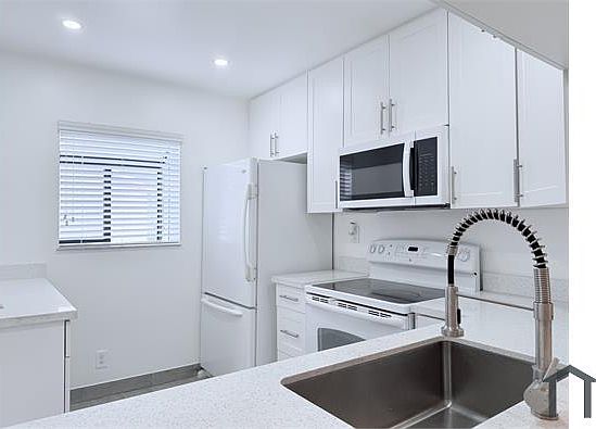1st image of 117 Gardens Dr APT 201