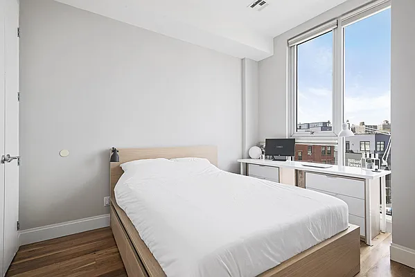 Sold by Compass | media 5