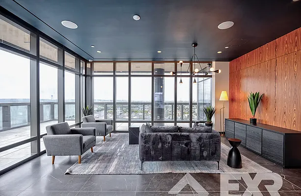 Rented by EXR | media 16