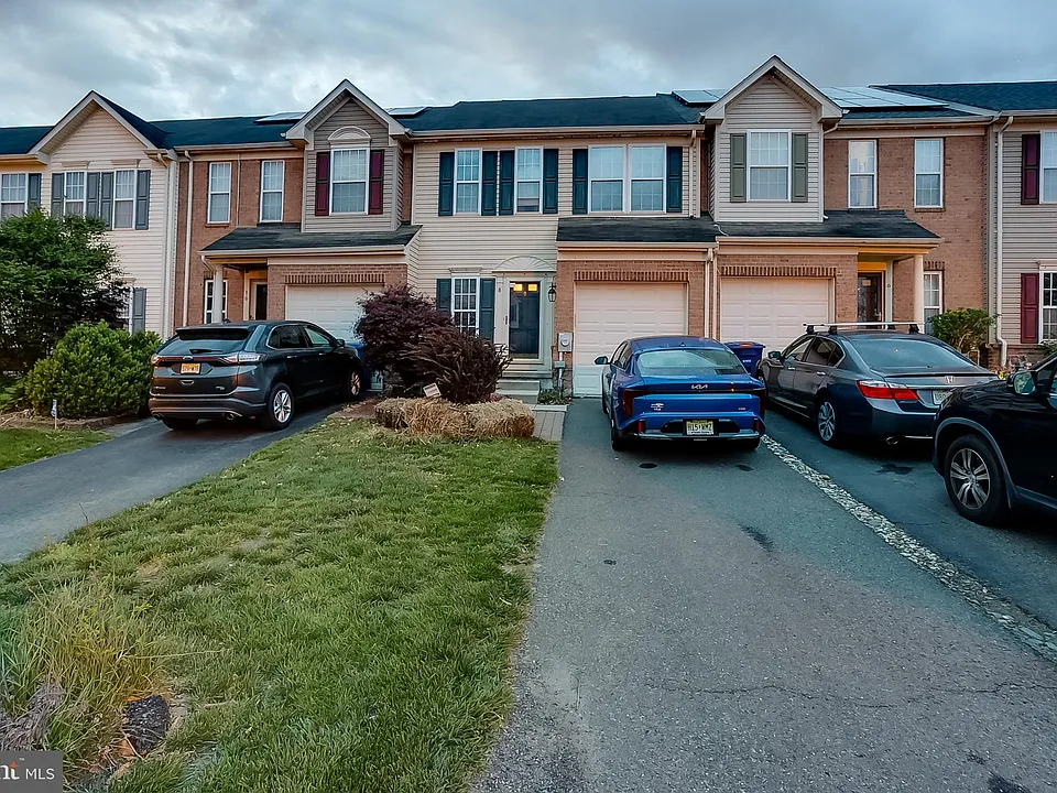 8 Peppermint Dr